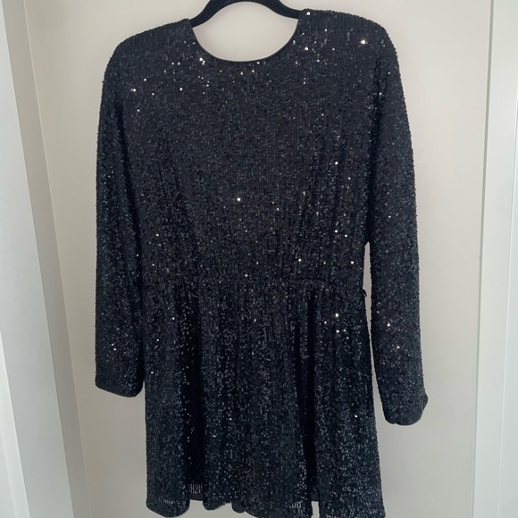 ever new petite black sequinned mini dress - size 8 - Picture 1 of 3